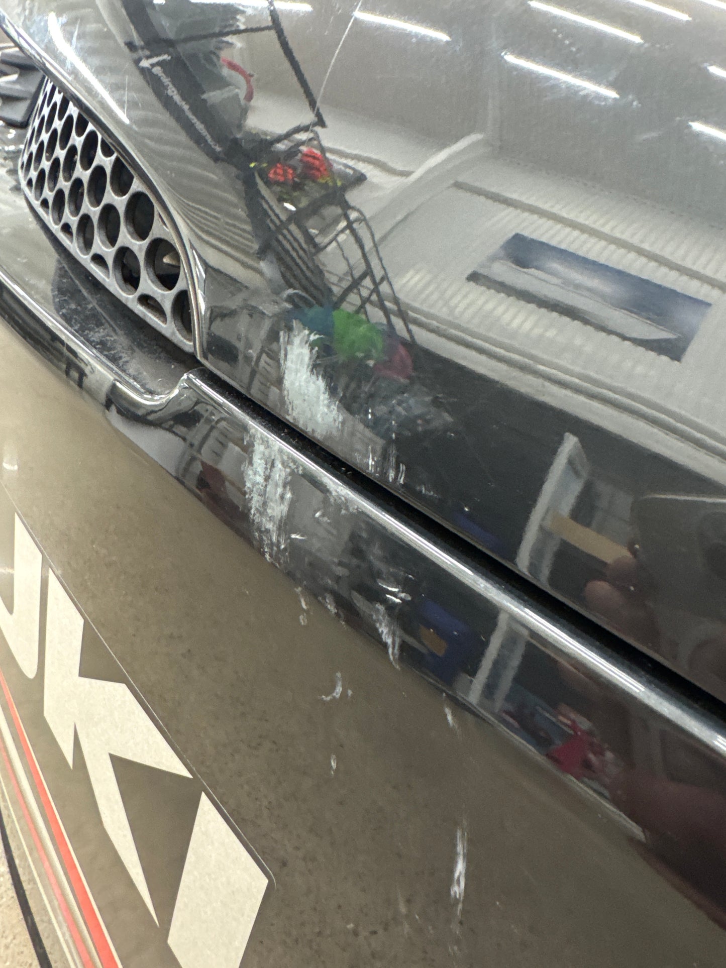 Suzuki motorkåpa 225hk