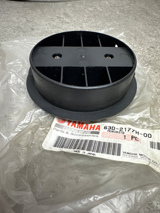 Yamaha cap till motorkåpa
