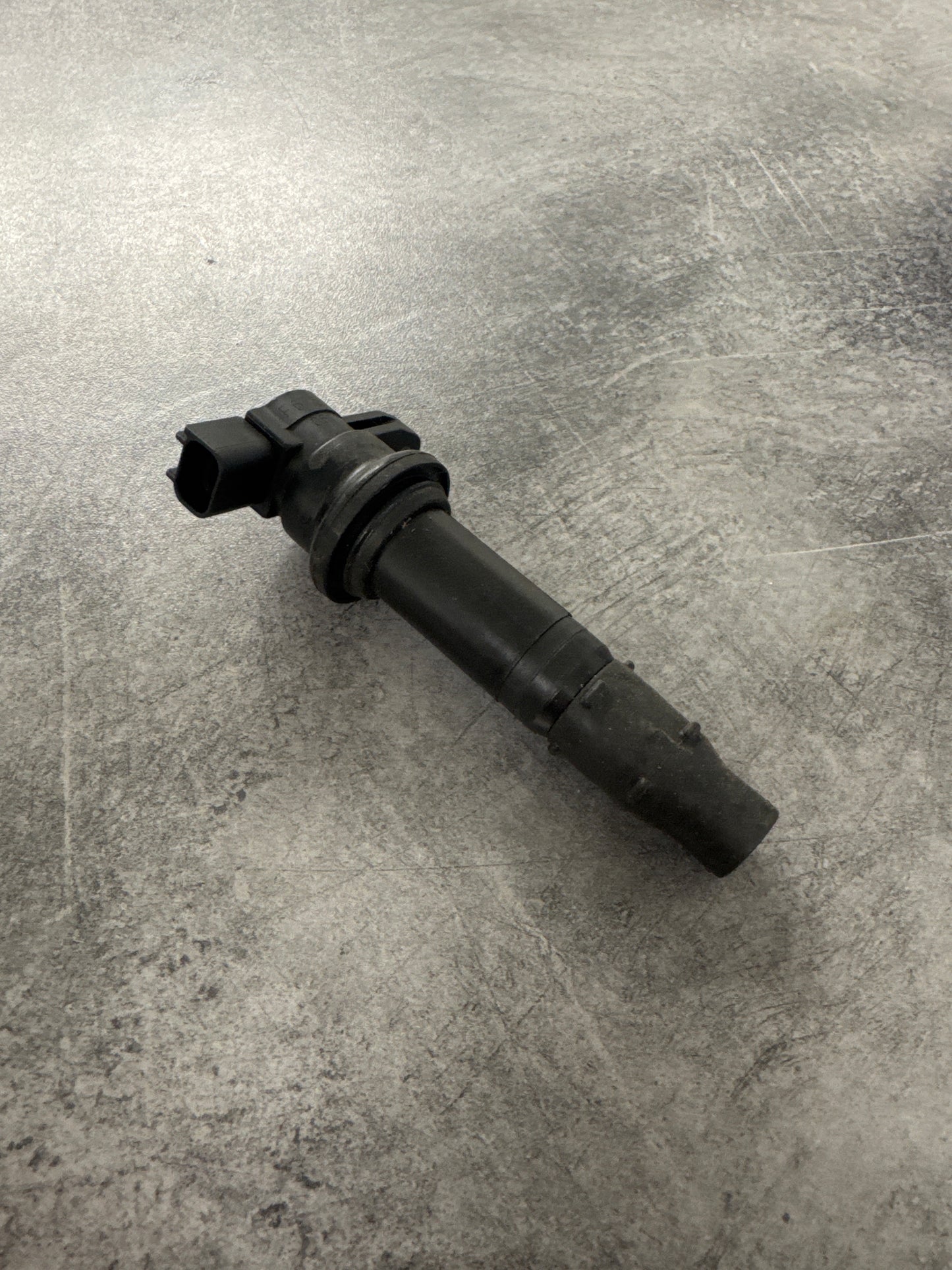 Tändspole F6T548