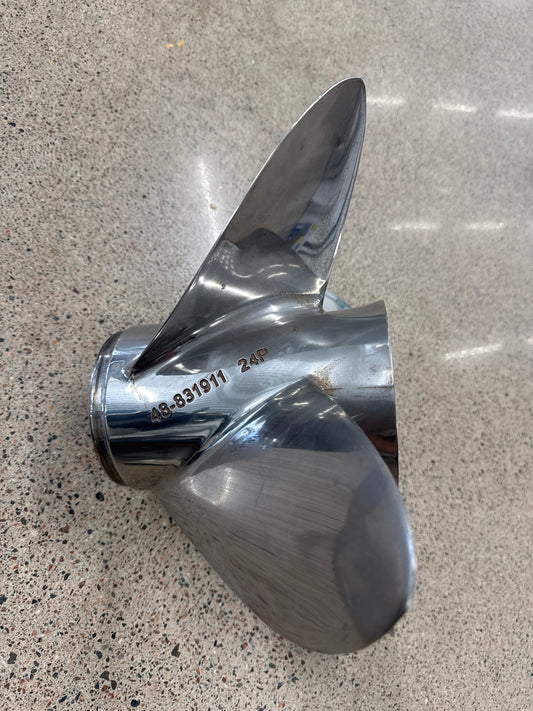 Mercury bravo 1 48-831911 24p