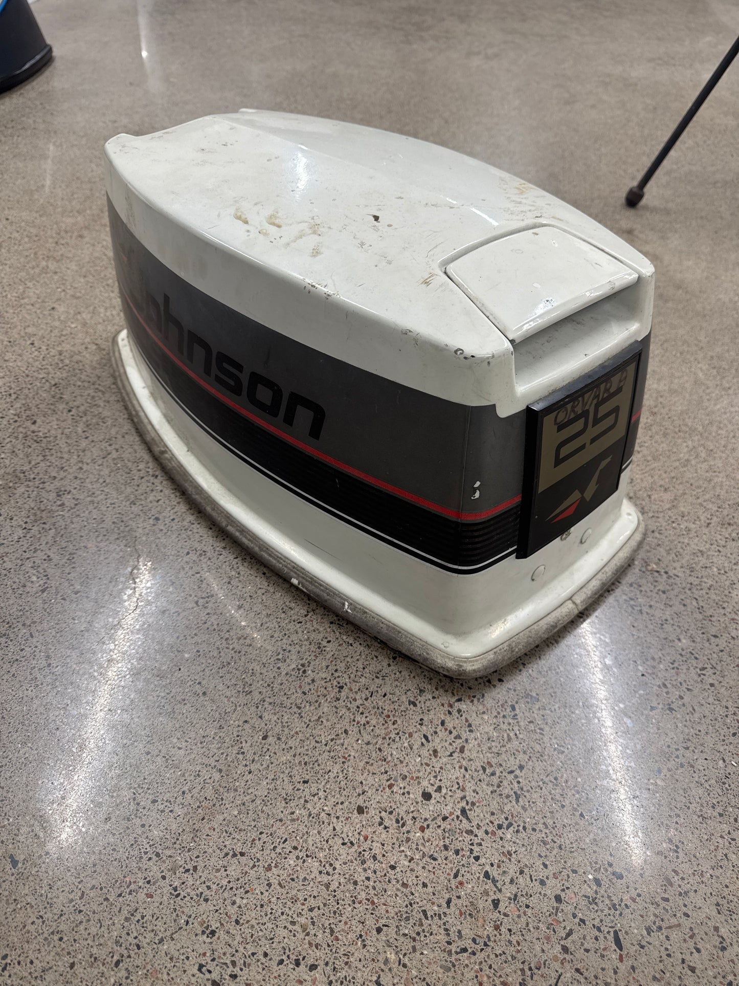 Johnson motorkåpa 25hk