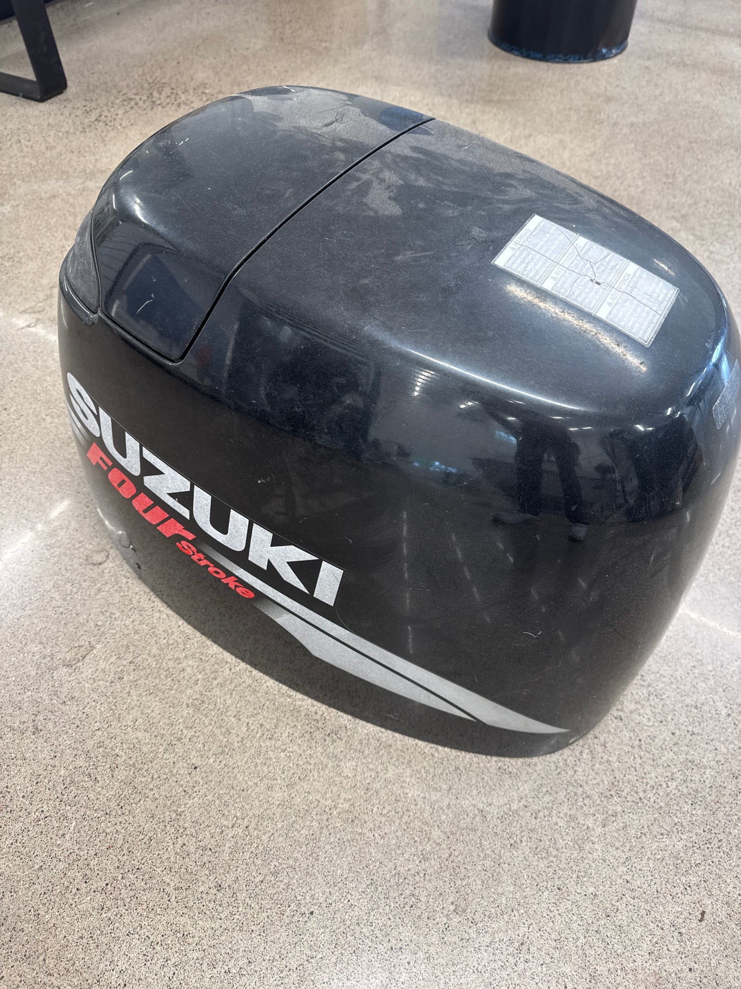 Suzuki motorkåpa 90hk