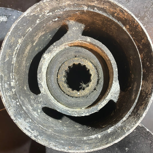 Yamaha propeller 13 5/8x13-K