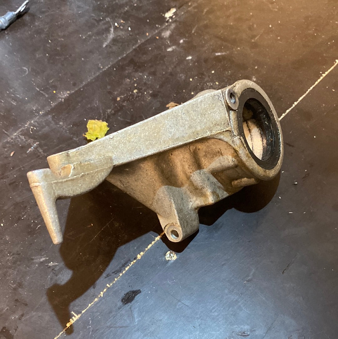 Omc 317328 Starter Bracket 18 20 25HP 1967-76