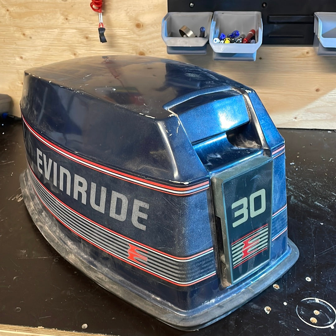 Omc motorkåpa 30hk