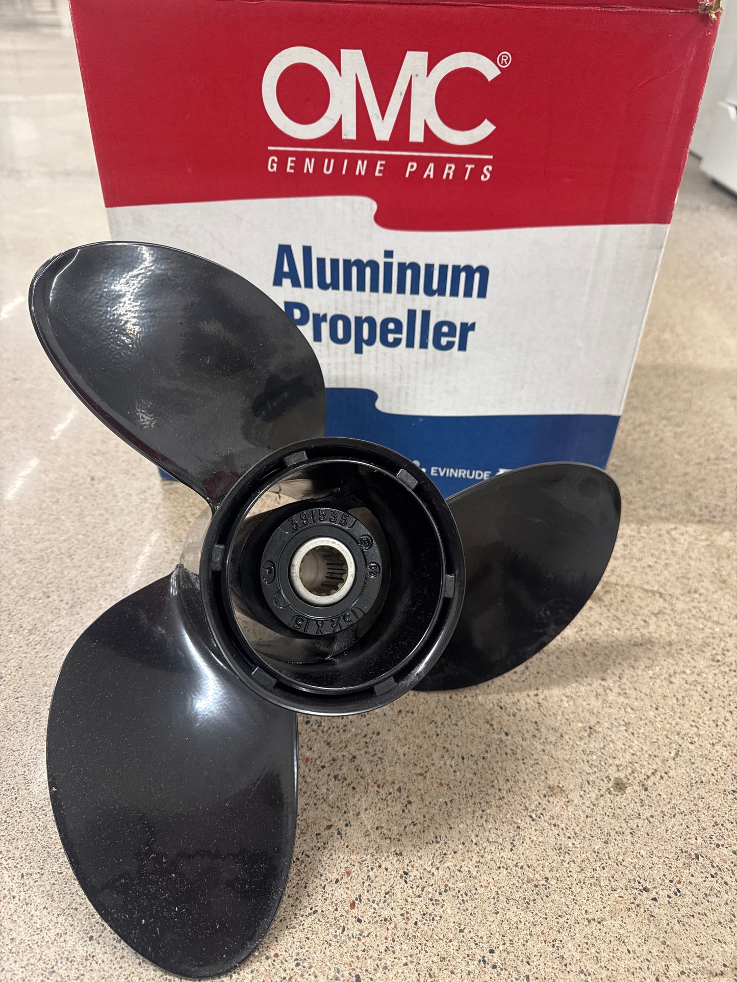 Omc propeller 15.5x15 391535