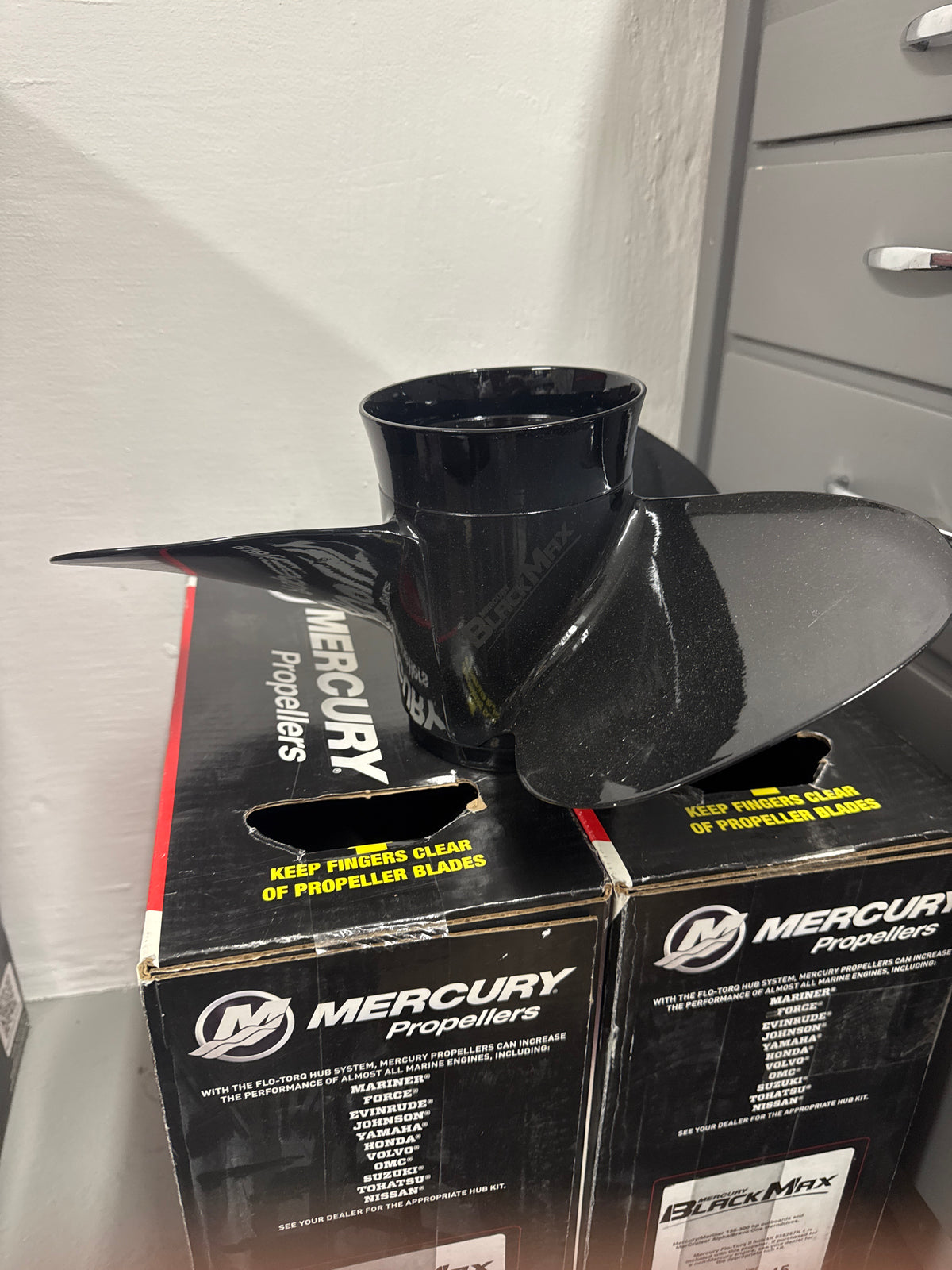 Propeller Black Max 11324A45