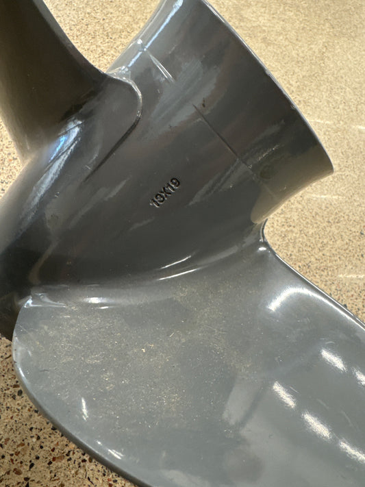 Honda propeller 13x19