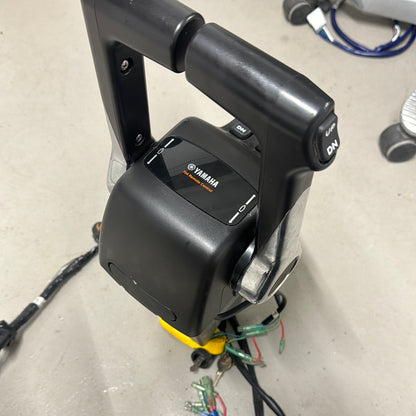 Yamaha dubbelreglage toppmonterat