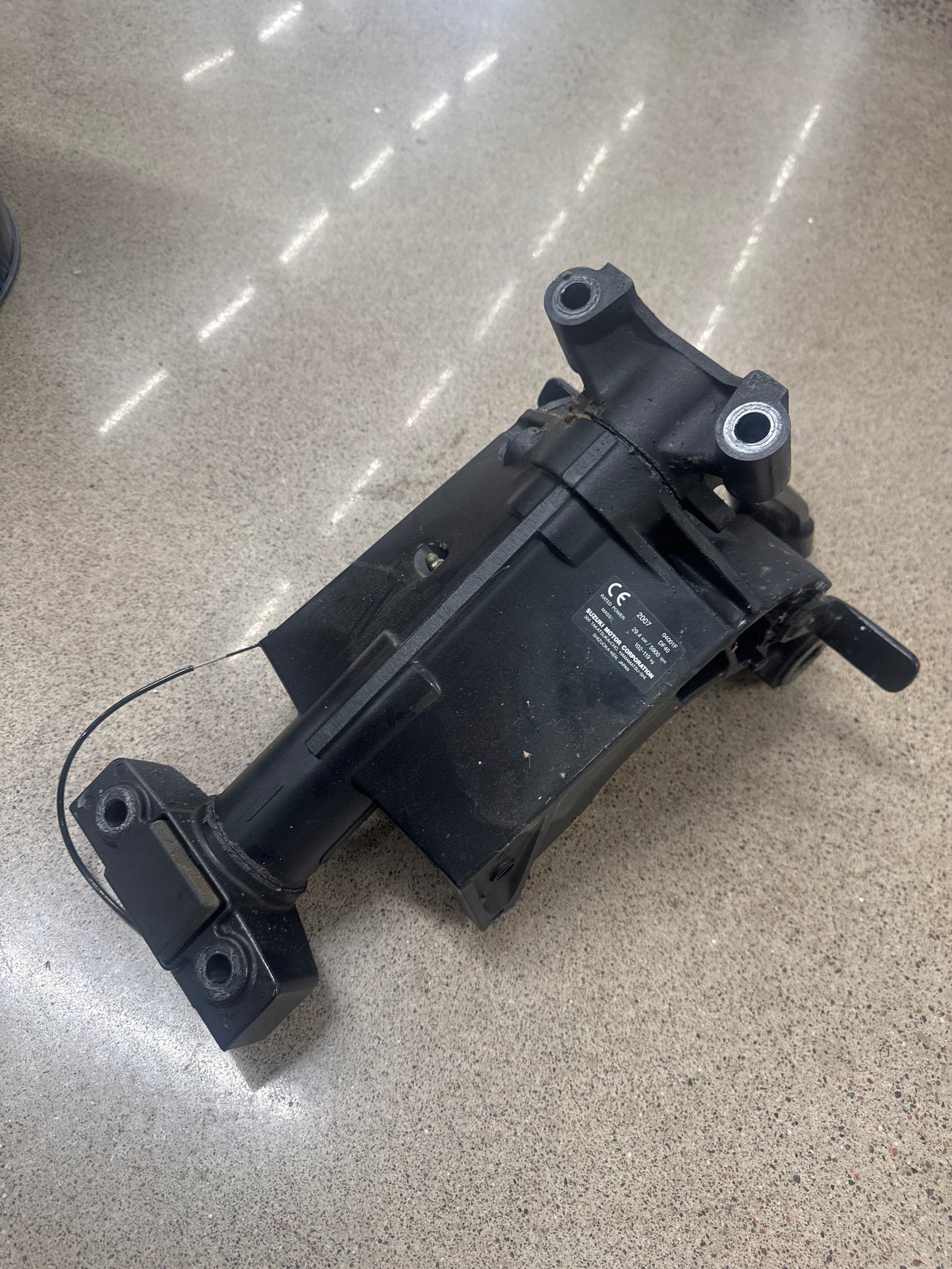 Suzuki rigg 40-50hk 43111-89J25-0EP