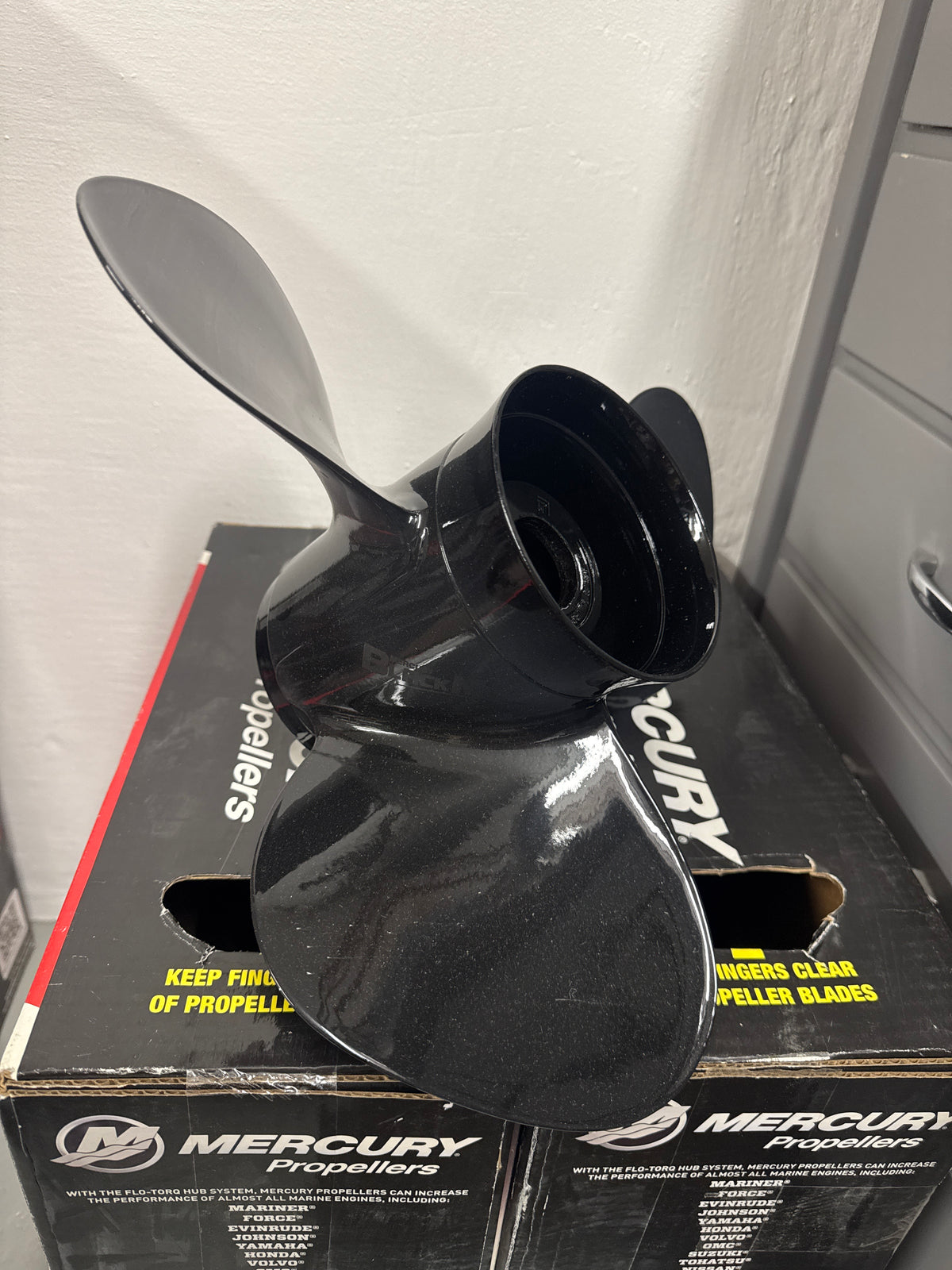 Propeller Black Max 11324A45