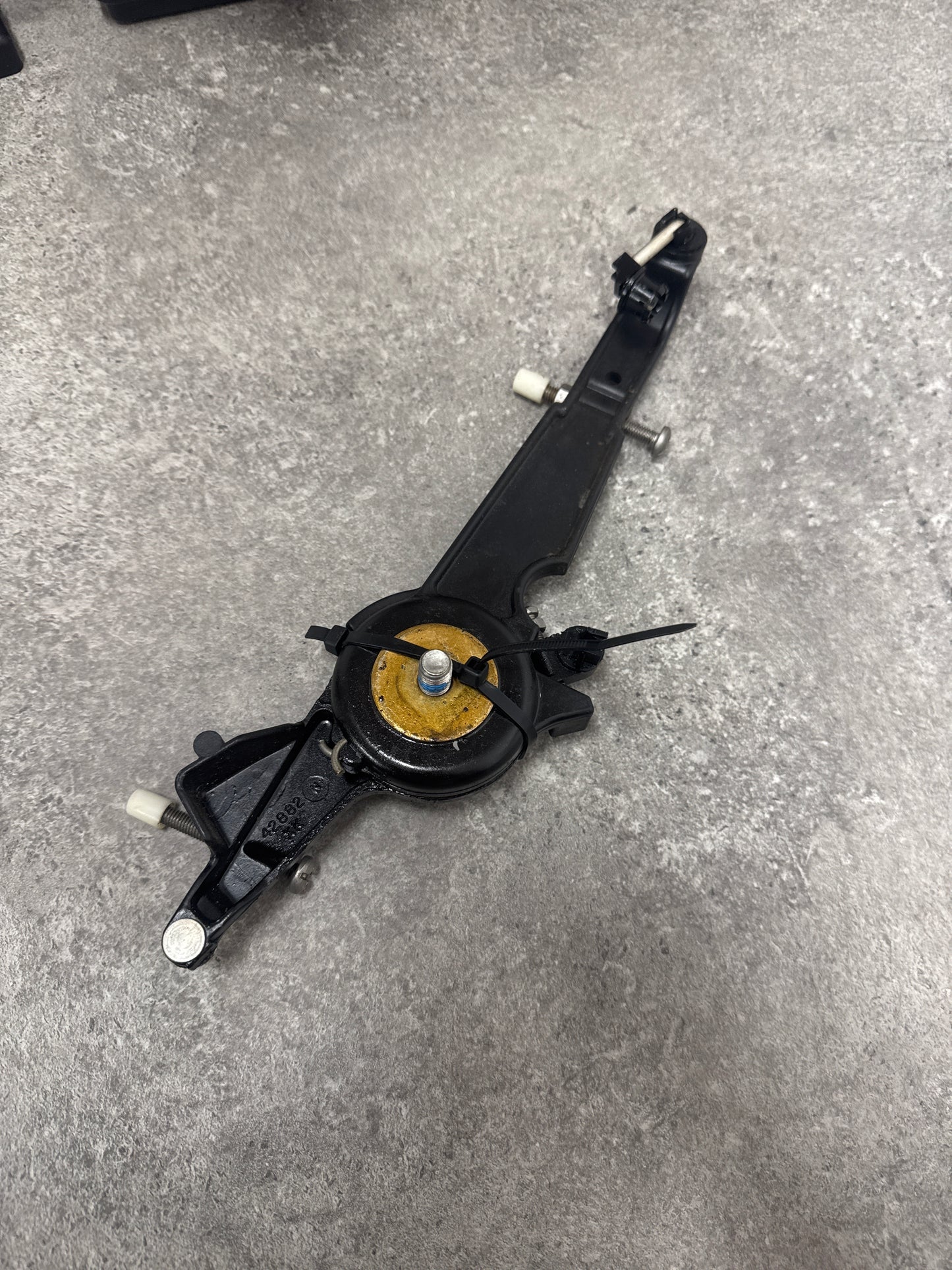 Mercury throttle Linkage 42947