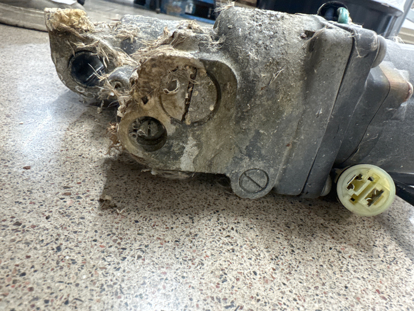 Suzuki powertrim 40-50hk 48000-87j30