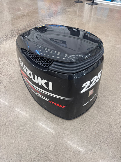 Suzuki motorkåpa 225hk