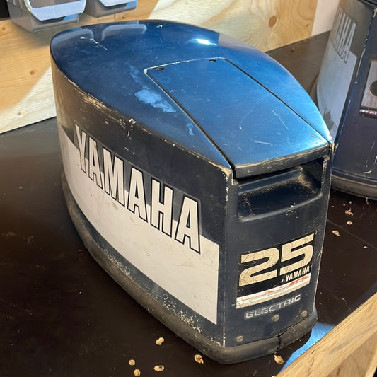 Yamaha motorkåpa 25hk