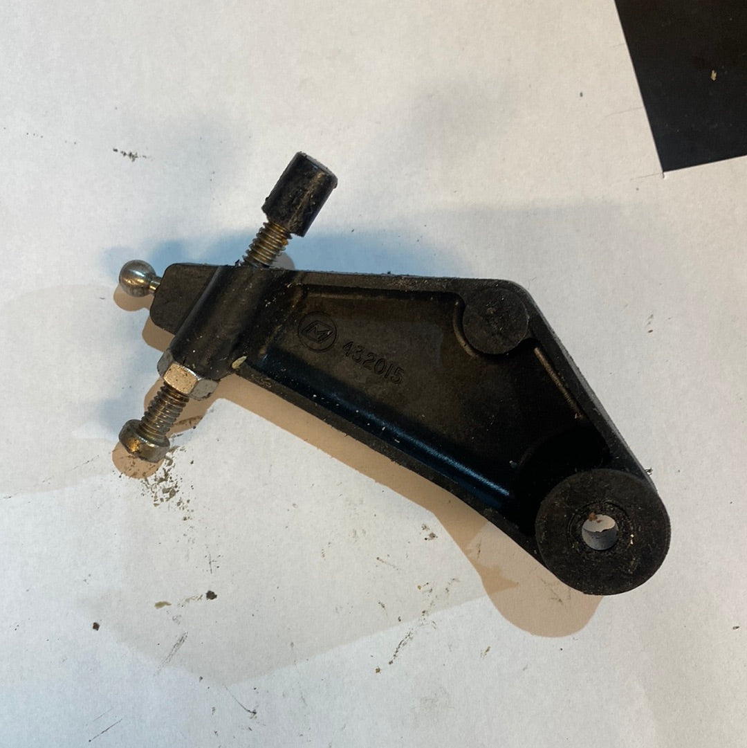 Omc throttle linkage