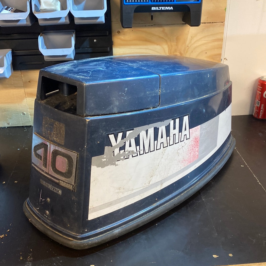 Yamaha motorkåpa 40hk