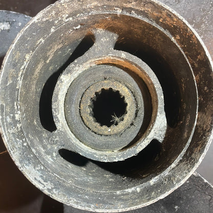 Yamaha propeller 13 5/8x13-K