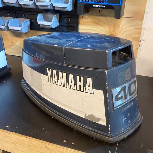 Yamaha motorkåpa 40hk