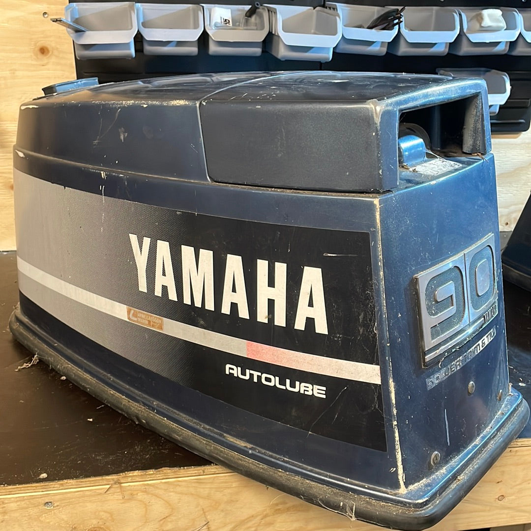 Yamaha motorkåpa 90hk