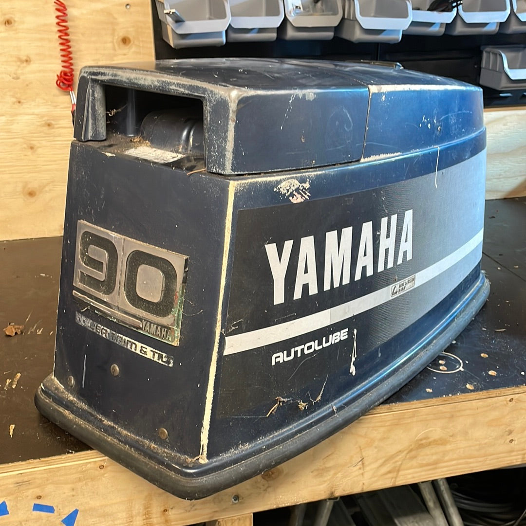 Yamaha motorkåpa 90hk