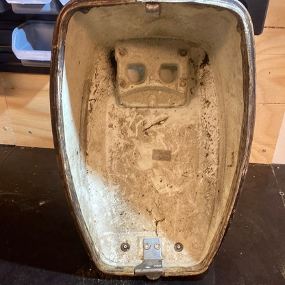 Omc motorkåpa 13.9hk