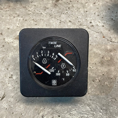 Universal temp/tryckmätare vdo begagnad
