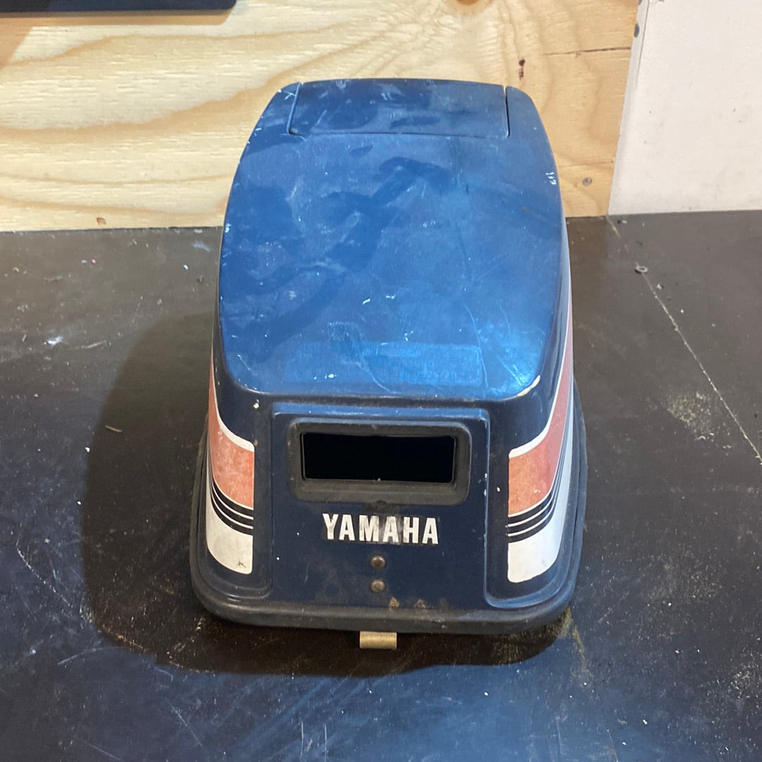 Yamaha motorkåpa 8hk