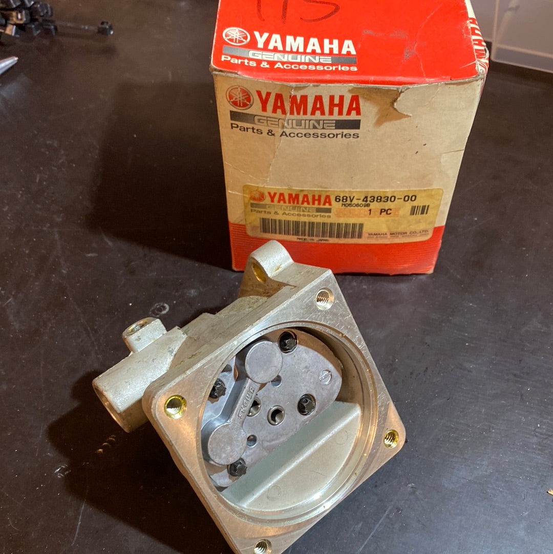 Yamaha GEAR PUMP ASSY